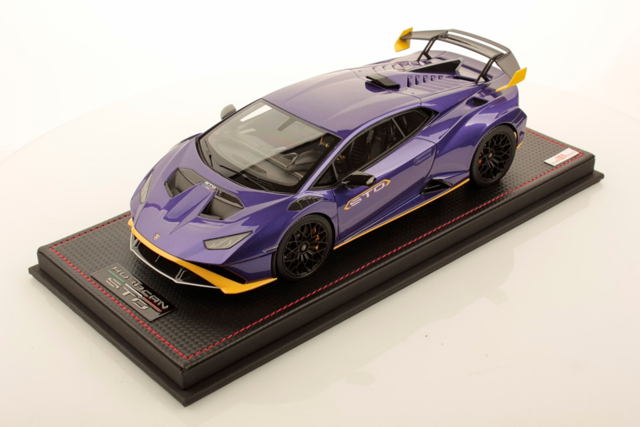 1/18 MR Collection Lamborghini Huracan STO (Viola Pasifae Purple) Resin Car Model Limited