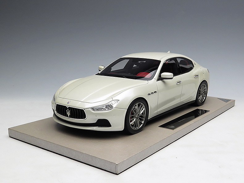 1/18 BBR Top Marques Maserati Ghibli (White) Resin Car Model