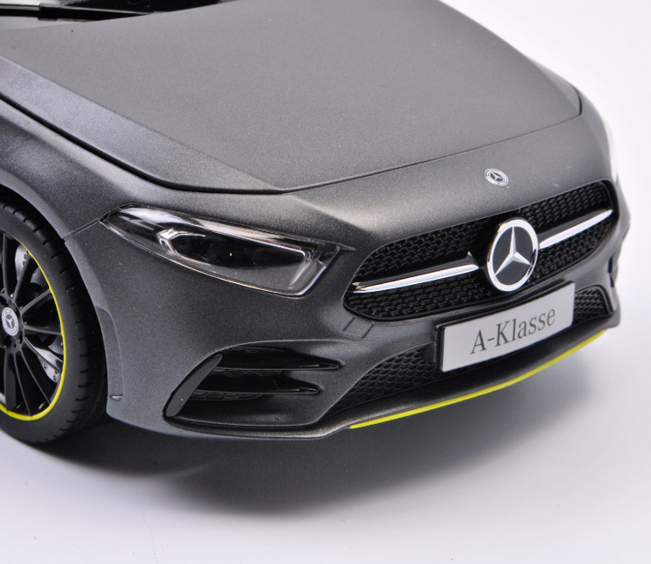 1/18 Dealer Edition Mercedes-Benz Mercedes A-Class A-Klasse Hatchback (Matte Grey) 4th Generation (W177; 2018–present) Diecast Car Model