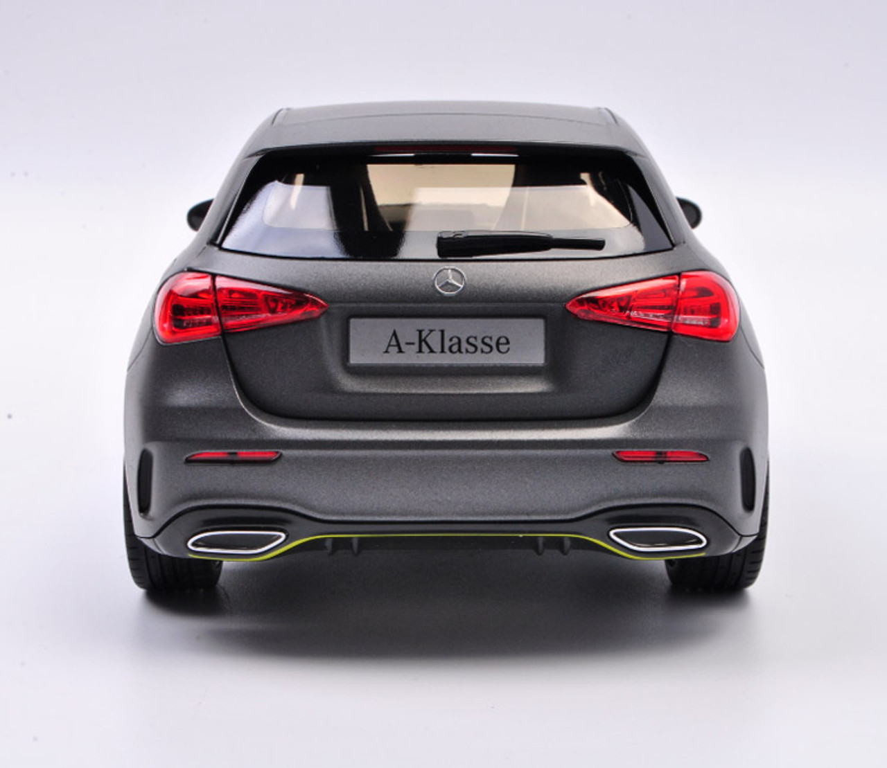 1/18 Dealer Edition Mercedes-Benz Mercedes A-Class A-Klasse Hatchback (Matte Grey) 4th Generation (W177; 2018–present) Diecast Car Model