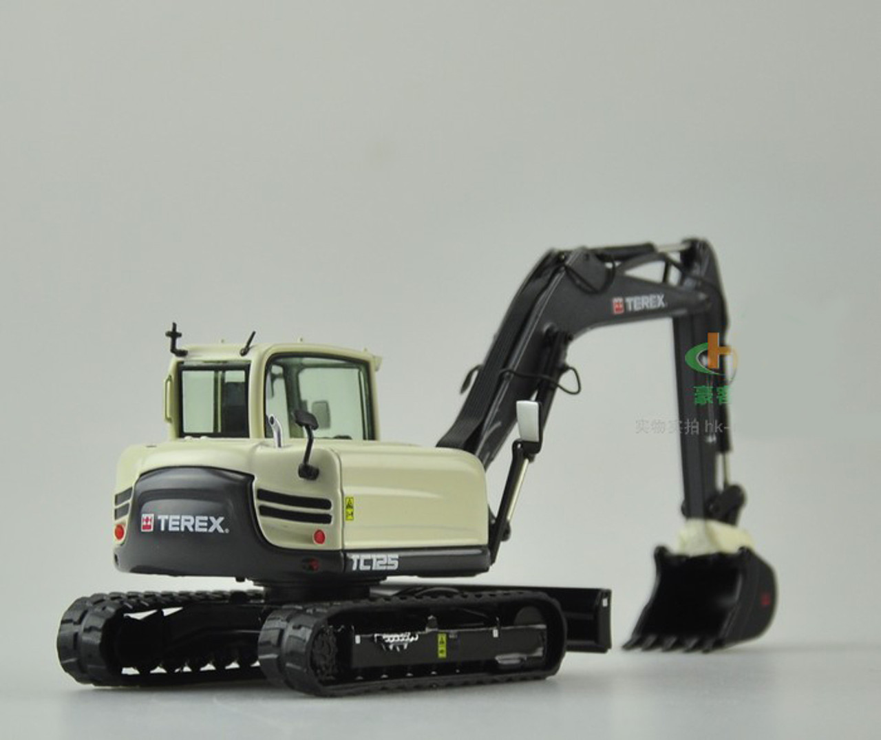 1/50 TEREX TC125 MIDI CRAWLER EXCAVATOR