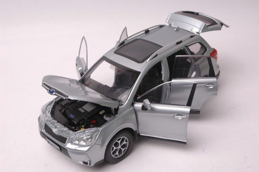 1/18 Dealer Edition Subaru Forester (Silver) Diecast Car Model