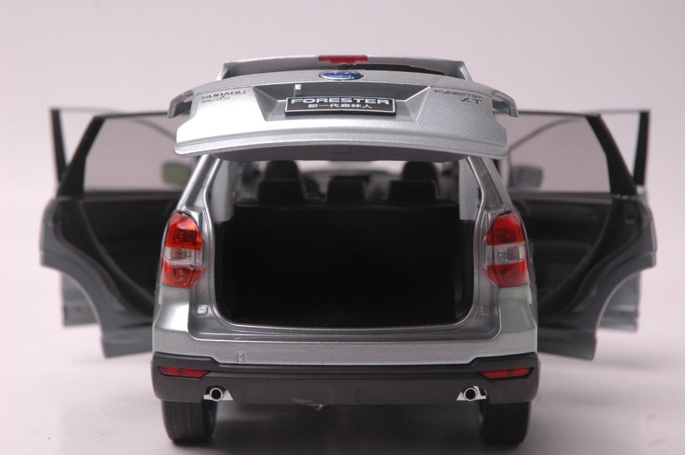 1/18 Dealer Edition Subaru Forester (Silver) Diecast Car Model