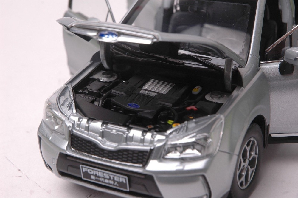 1/18 Dealer Edition Subaru Forester (Silver) Diecast Car Model