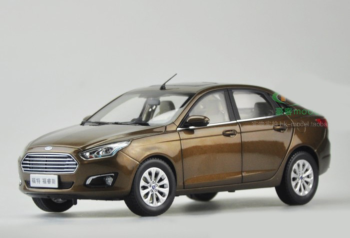 1/18 Dealer Edition Ford Escort (Brown) - LIVECARMODEL.com