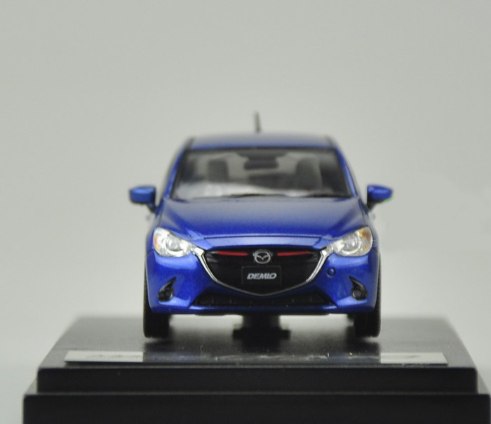 1/43 Dealer Edition Mazda 2 / Demio (Sky Blue) - LIVECARMODEL.com