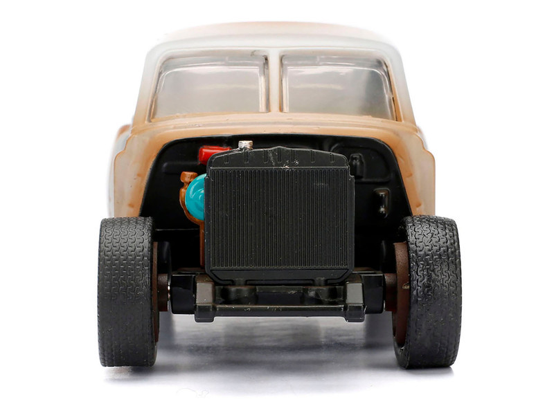 Dom's Chevrolet Fleetline Fast & Furious F8 