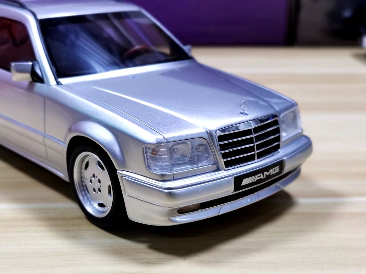 E36 AMG 1⁄18 S124 ベンツ メルセデス ミニカー | mobile otto OTTO