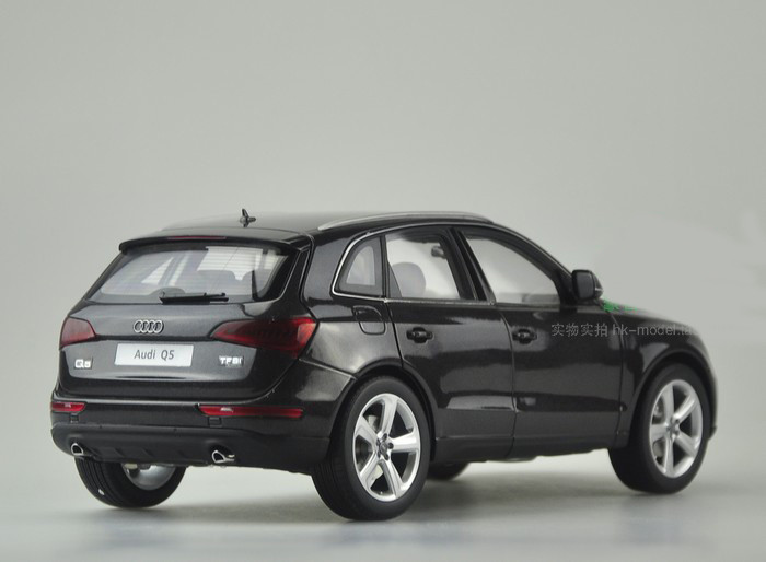 1/18 Kyosho Audi Q5 (Black) 1st Generation (Typ 8R; 2008–2017