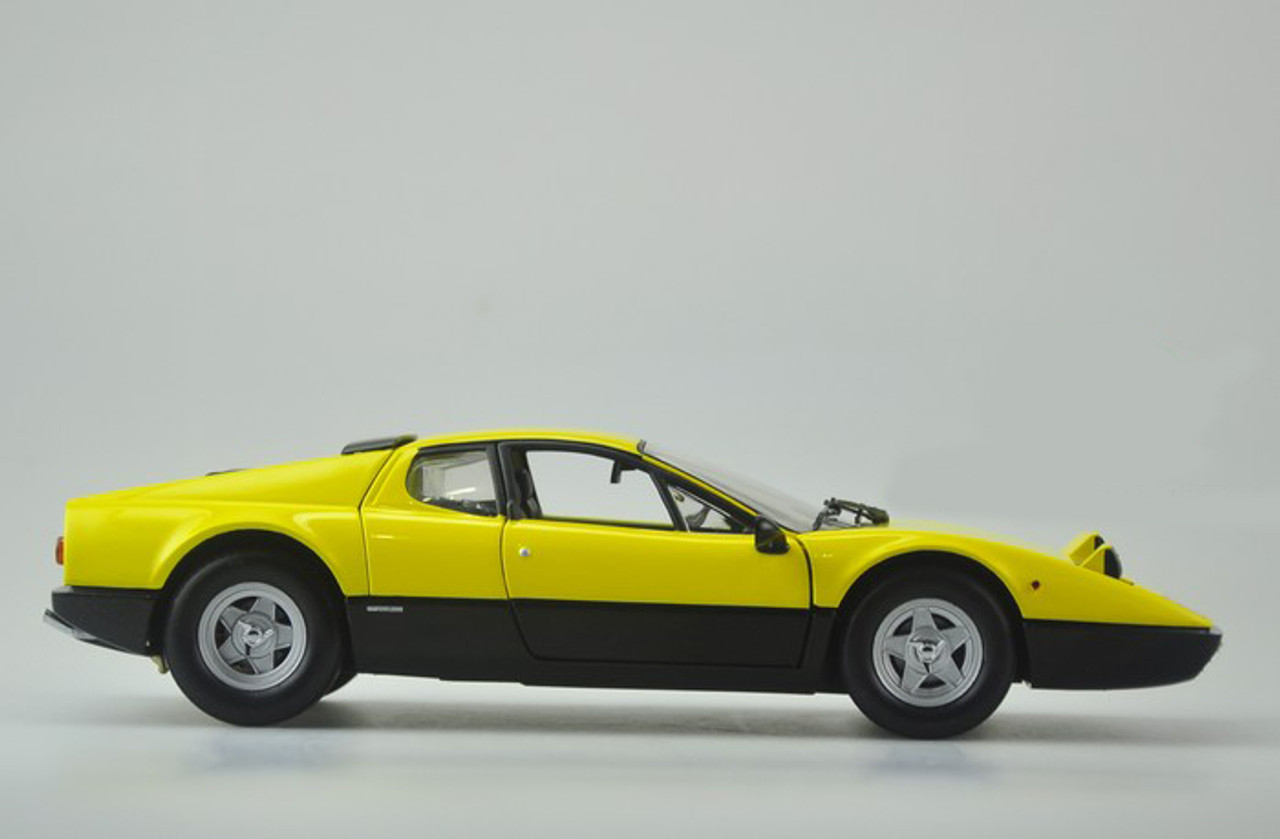 1/18 Kyosho Ferrari 365 GT4 BB 365GT4 (Yellow) Diecast Car Model 