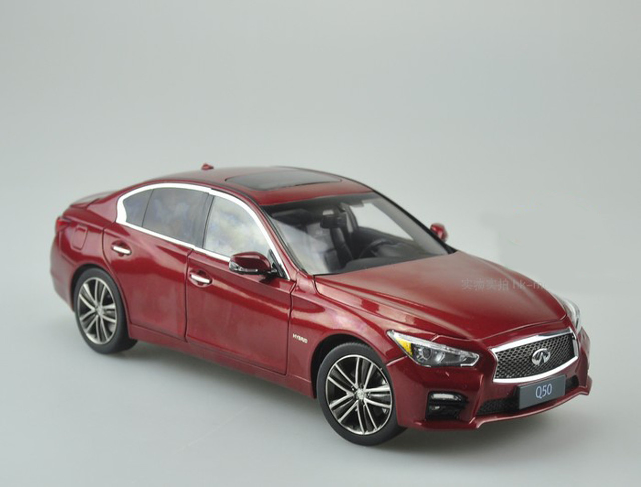 1/18 Dealer Edition Infiniti Q50 Q50S (Red) Diecast Car Model