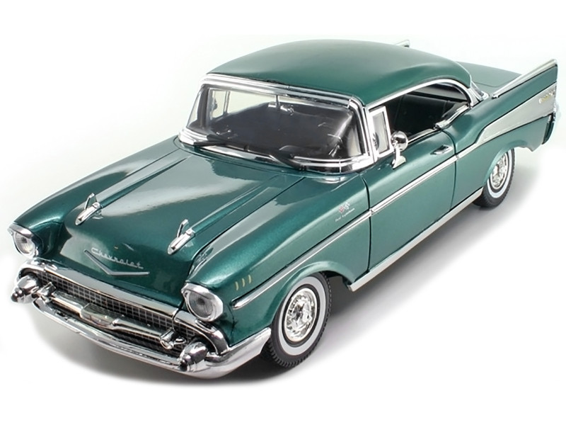 1/18 Motormax 1957 Chevrolet Bel Air Hard Top (Green) Diecast Car Model