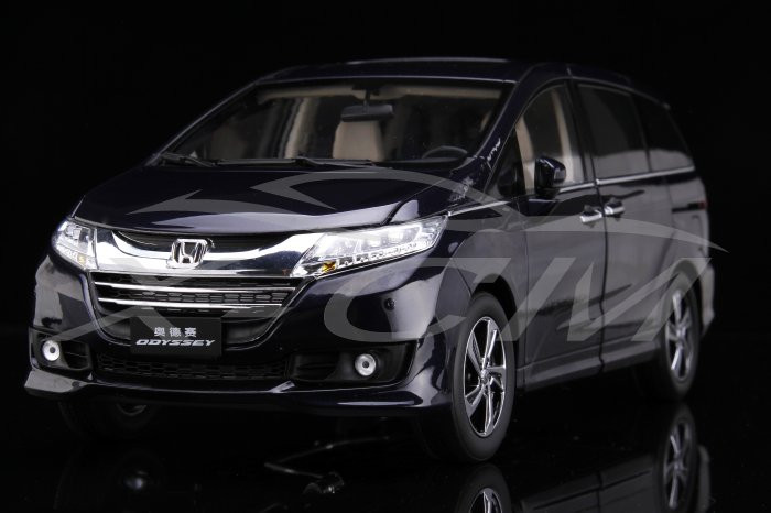 1/18 Dealer Edition 2015 2016 Honda Odyssey (Dark Blue) Diecast