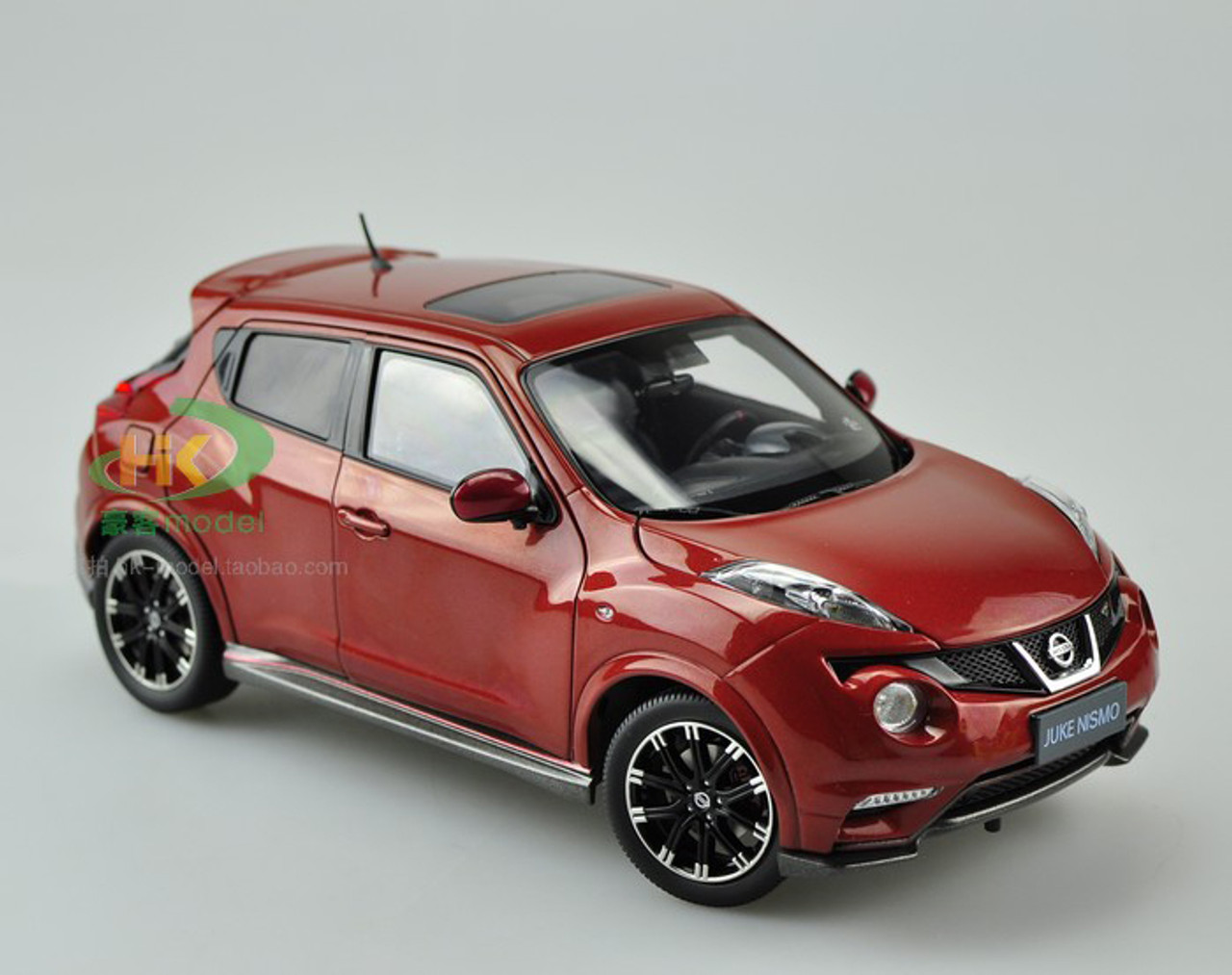 1/18 Dealer Edition Nissan Juke Nismo RS (Red)