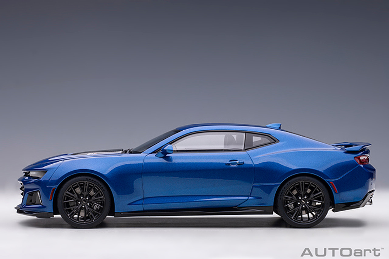 オートアート AUTOart Camaro ZL1 2017 1/18 Amazon.com: AUTOART 1/18 Chevrolet Camaro ZL1 Coupe 2017