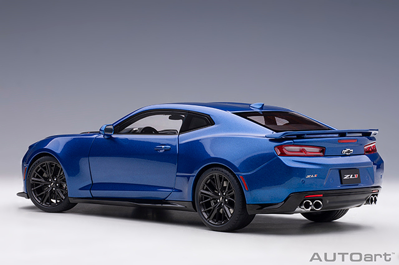 1/18 AUTOart 2017 Chevrolet Chevy Camaro ZL1 (Hyper Blue Metallic) Car Model