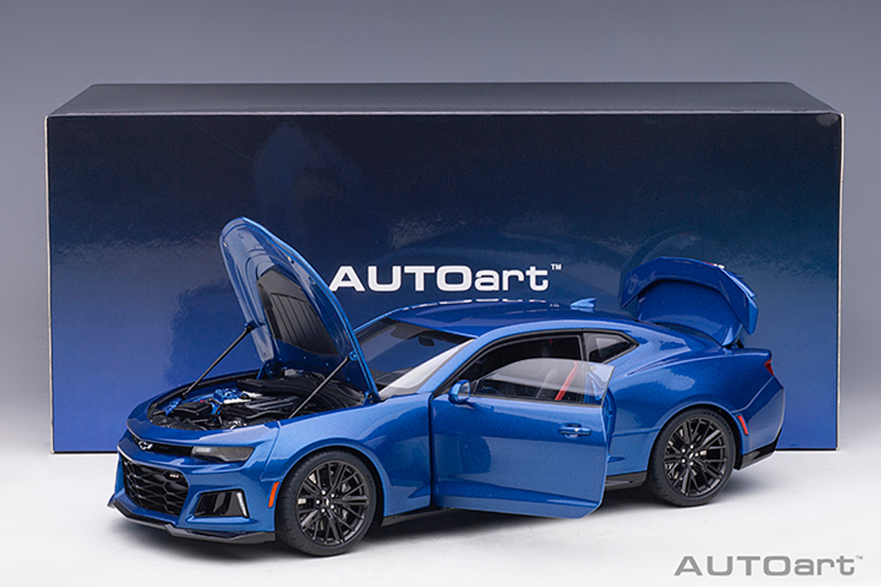 1/18 AUTOart 2017 Chevrolet Chevy Camaro ZL1 (Hyper Blue Metallic) Car Model