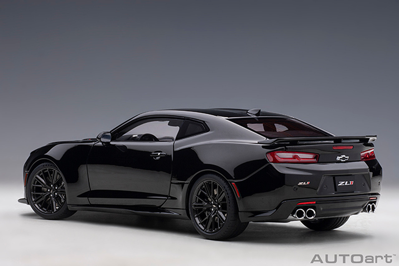 オートアート AUTOart Camaro ZL1 2017 1/18 2017 Chevy Camaro ZL1 Black Diecast Model | LIVECARMODEL