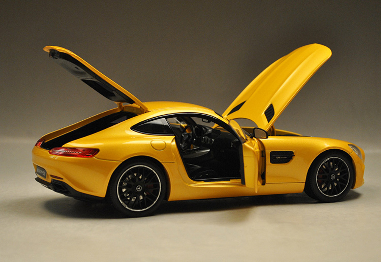 1/18 Dealer Edition Mercedes-Benz Mercedes AMG GT S GTS