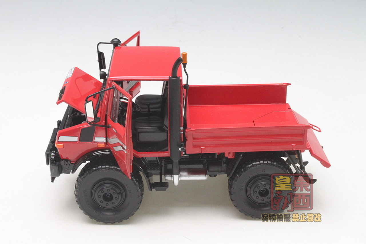 1/32 Schuco Mercedes Unimog U1600 Truck