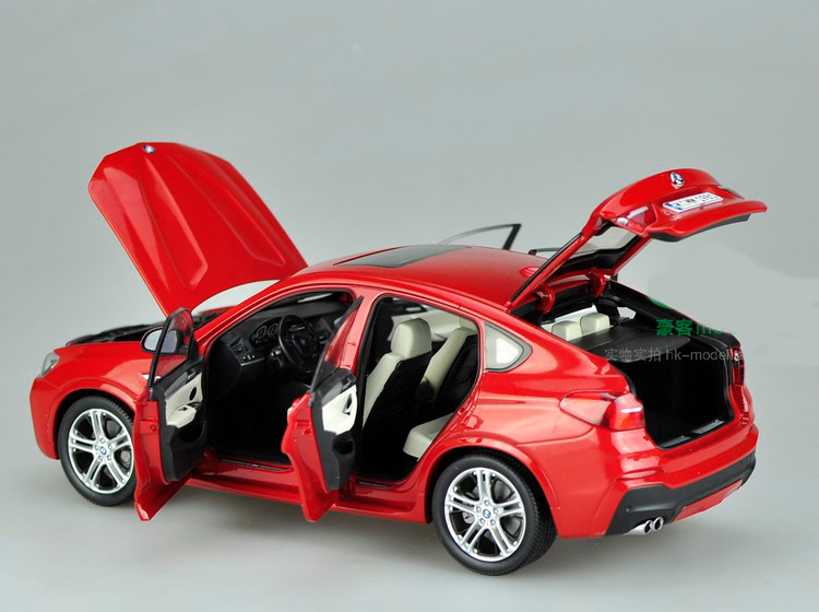 1/18 Dealer Edition BMW X4 F26 (2014–2018) (Red) Diecast Car Model
