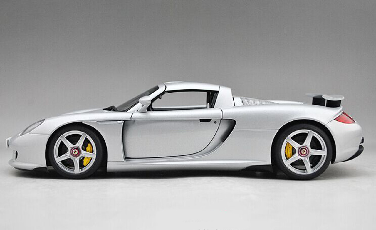 1/18 AUTOart Porsche Carrera GT (Silver) Car Model - LIVECARMODEL.com