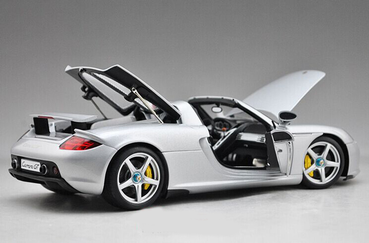 autoart porsche carrera gt