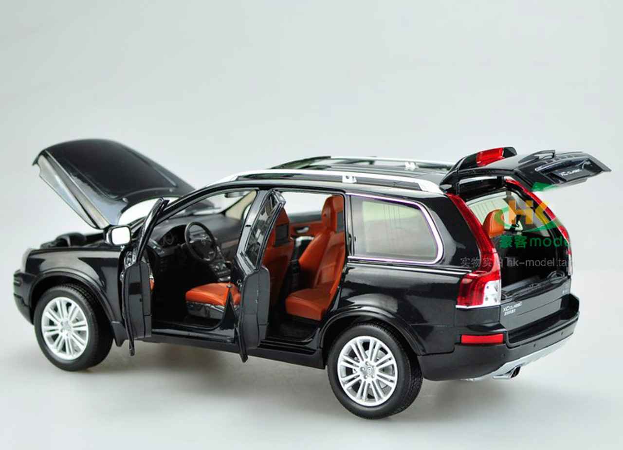 1/18 Dealer Edition Volvo XC90 (Black) Diecast Car Model 