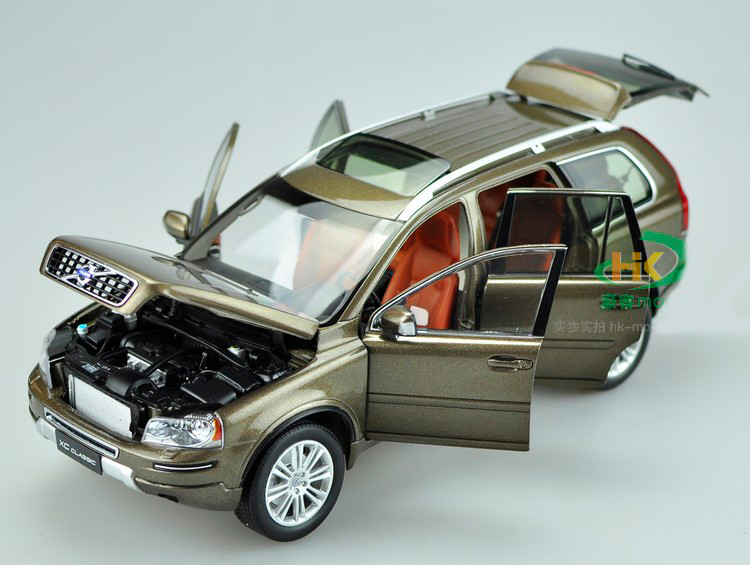 1/18 Dealer Edition Volvo XC90 (Brown) Diecast Car Model