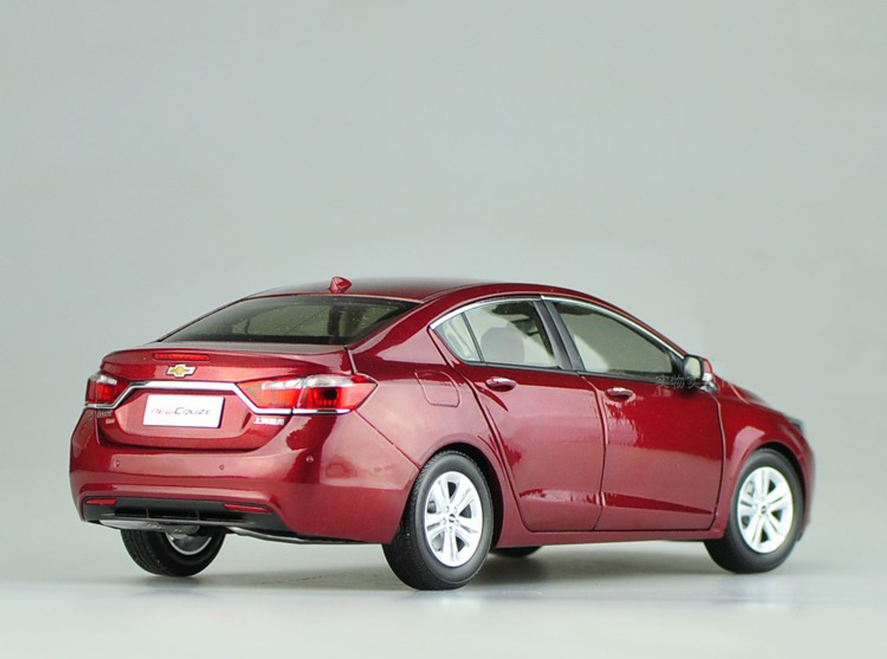 1/18 Dealer Edition 2015 Chevrolet Chevy Cruze (Red)