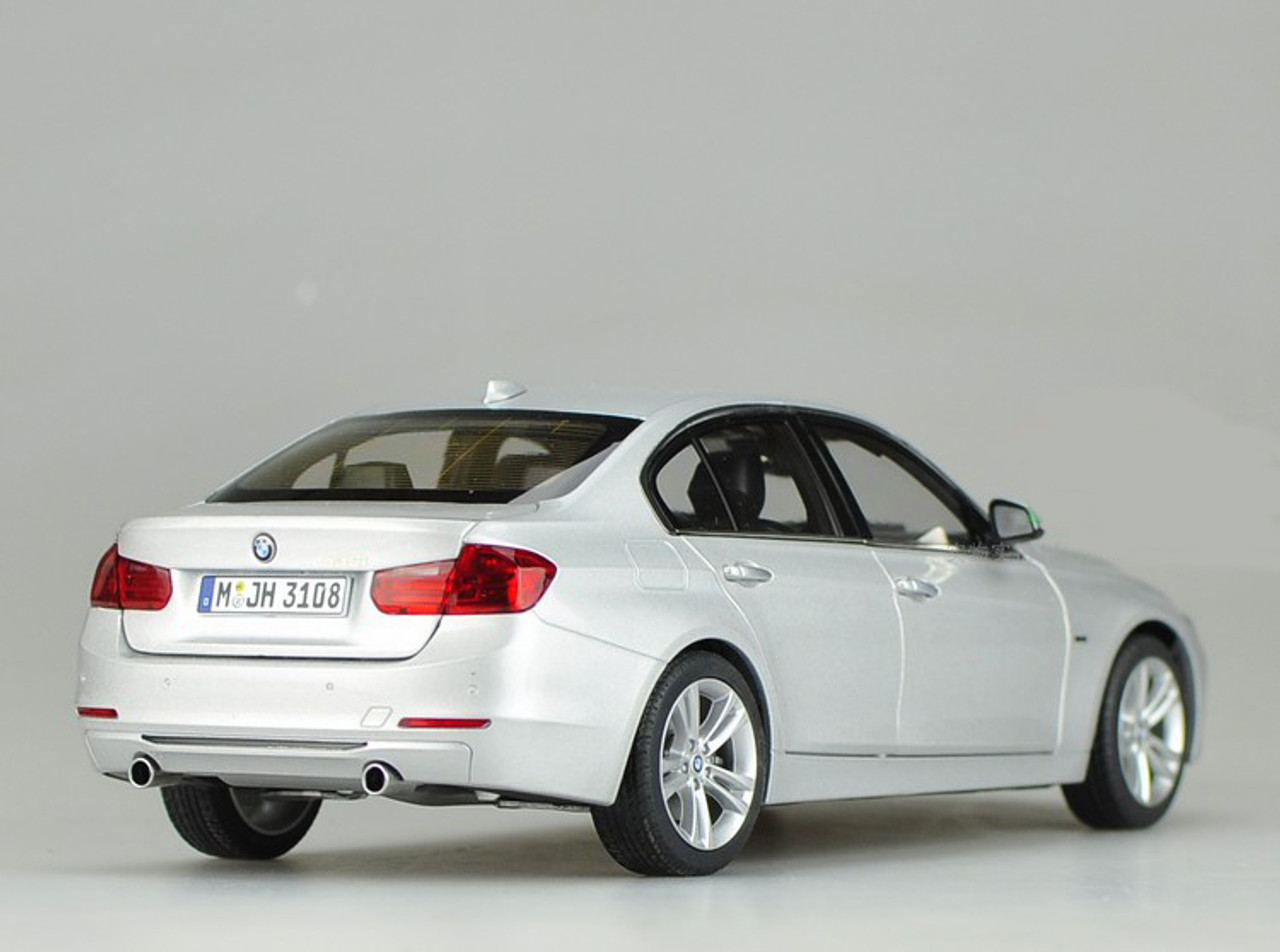 1/18 Dealer Edition BMW 3 Series F30 335i (Silver) Diecast Car Model