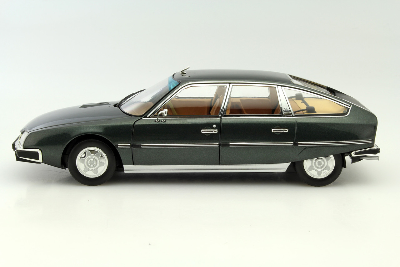 1/18 Norev 1976 Citroen CX 2200 Pallas Vulcain Grey Diecast Car Model