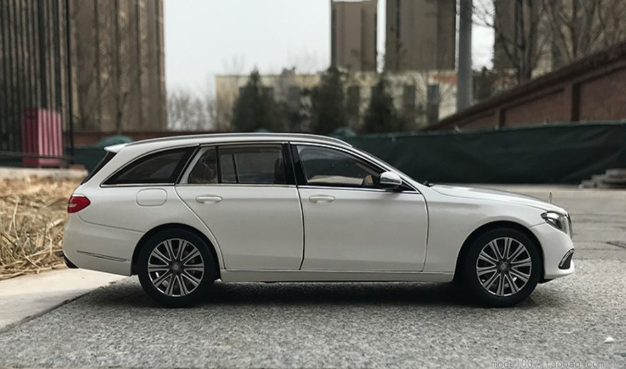 Mercedes-Benz E-Klasse T-Modell★1/18 1/18 Mercedes-Benz Mercedes E-Class E-Klasse E300 S213 T