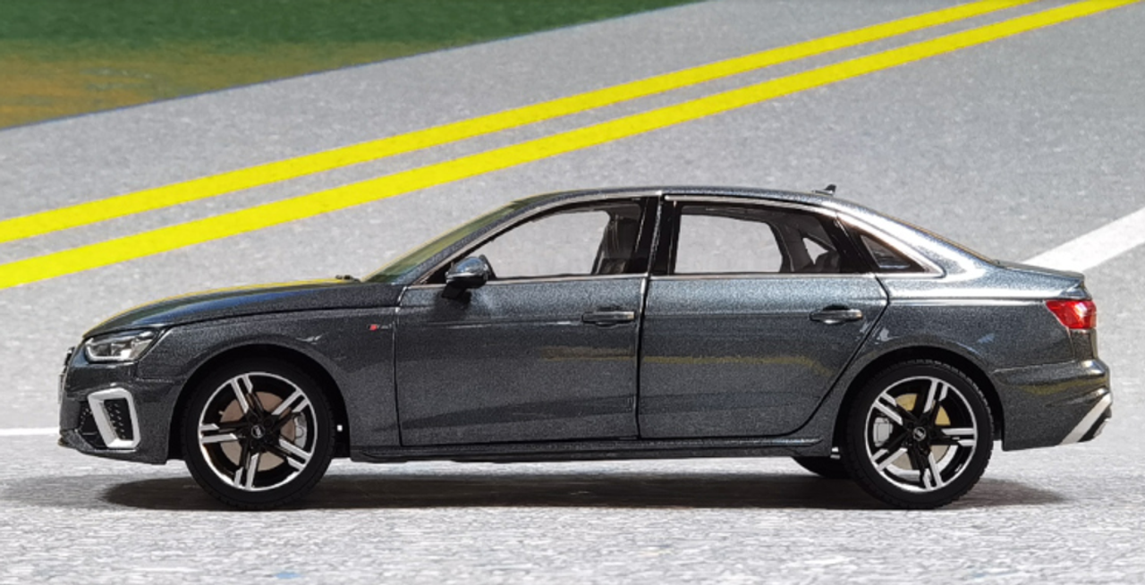 1/18 Dealer Edition 2020 Audi A4 A4L (Grey) Diecast Car Model