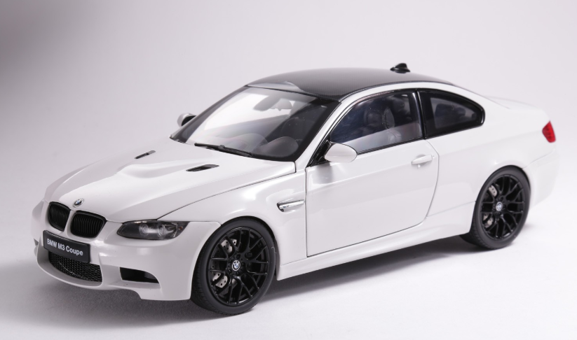 1/18 Kyosho BMW E92 M3 Coupe (White) with Competition Wheels Diecast