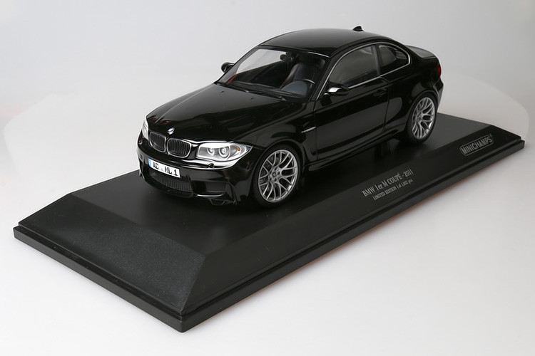 1/18 Minichamps BMW 1M Coupe (Black) Diecast Car Model - LIVECARMODEL.com