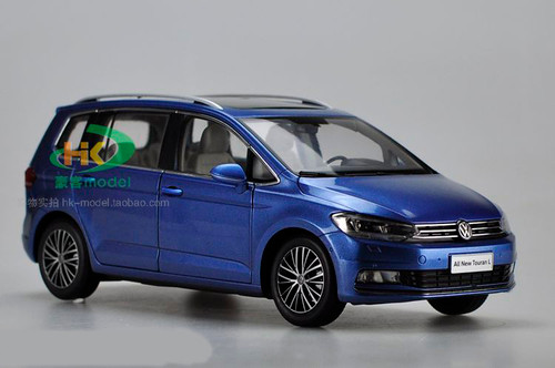 1/18 Dealer Edition 2016 Volkswagen VW Touran (Orange) Diecast Car