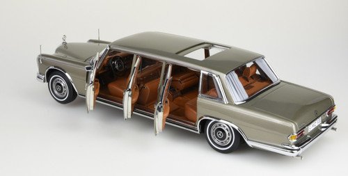 1/18 Modelcar Group 1969 Mercedes-Benz 600 Pullman LWB (W100