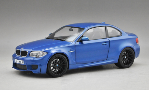 超希少　MINICHAMPS 1/18  1er M クーペ Minichamps continues the success story ◇1/18 Minichamps BMW 1