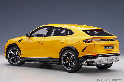 1/18 AUTOart Lamborghini Urus (Solid Yellow) Diecast Car Model