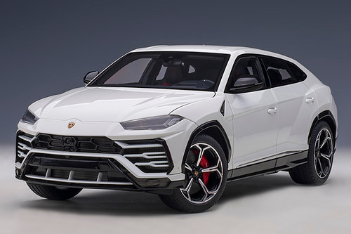 1/18 AUTOart Lamborghini Urus (Solid Yellow) Diecast Car Model