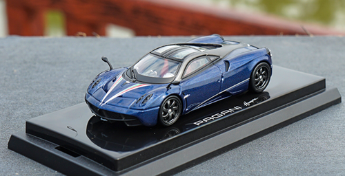 1/64 Pagani Huayra Classic Blue with Stripe Diecast Car Model