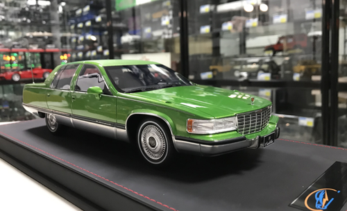 1/18 VAV 1993 Cadillac Fleetwood Brougham (Green) Resin Car Model Limited