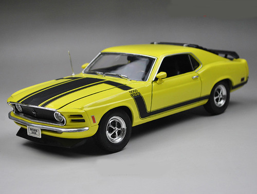 【24時間内発送】WELLY 1969 マスタング BOSS 302 1/18 1/18 Welly 1969 Ford Mustang Boss 302 (Blue) Diecast Car
