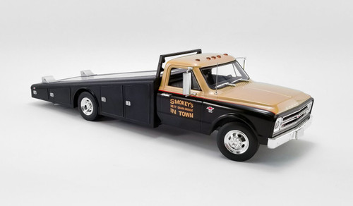 1/18 1967 Chevrolet Chevy C-30 C30 Ramp Truck Smokey Yunick Racing - Black/Gold Diecast Car Model