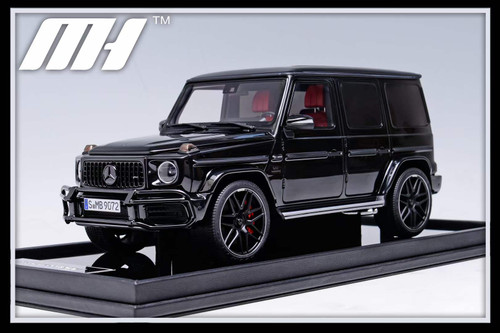 1/18 Motorhelix Mercedes-Benz Mercedes G63 AMG (Gloss Black) Resin