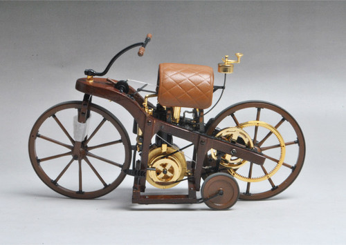 1/8 Franklin Mint 1885 DAIMLER SINGLE TRACK MOTOR VEHICLE
