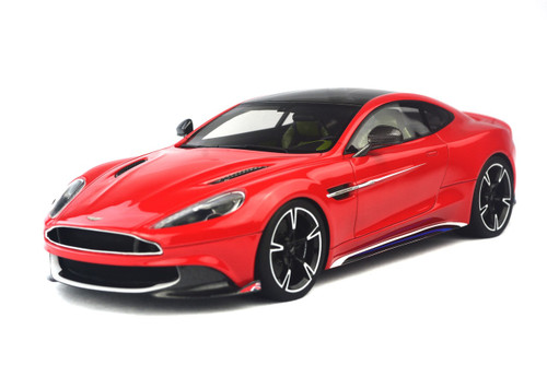 Silver Aston Martin Vanquish S Autoart Frontiart 1⁄18 Aston Martin