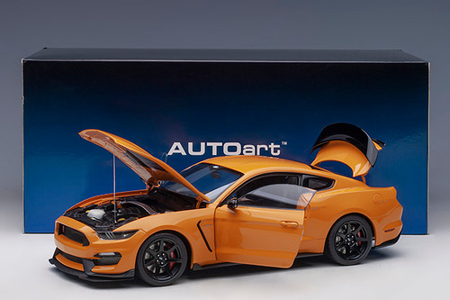 1/18 AUTOart Ford Mustang Shelby GT350R GT-350R (Fury Orange) Car Model