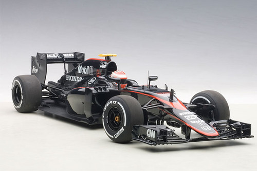 1/18 AUTOart McLaren MP4-30 F1 2015 (BARCELONA/SPAIN) J.BUTTON #22